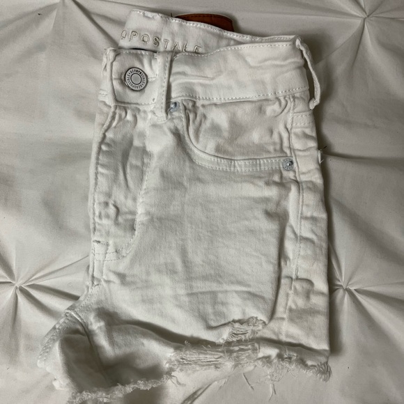 Aeropostale - White Jean Shorts - Picture 2 of 5